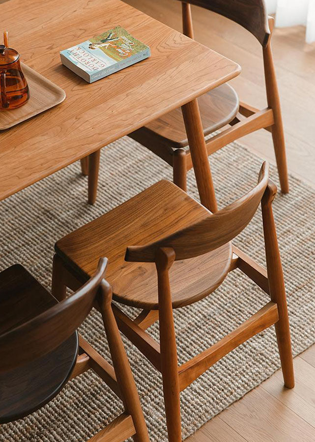 Elin Chair