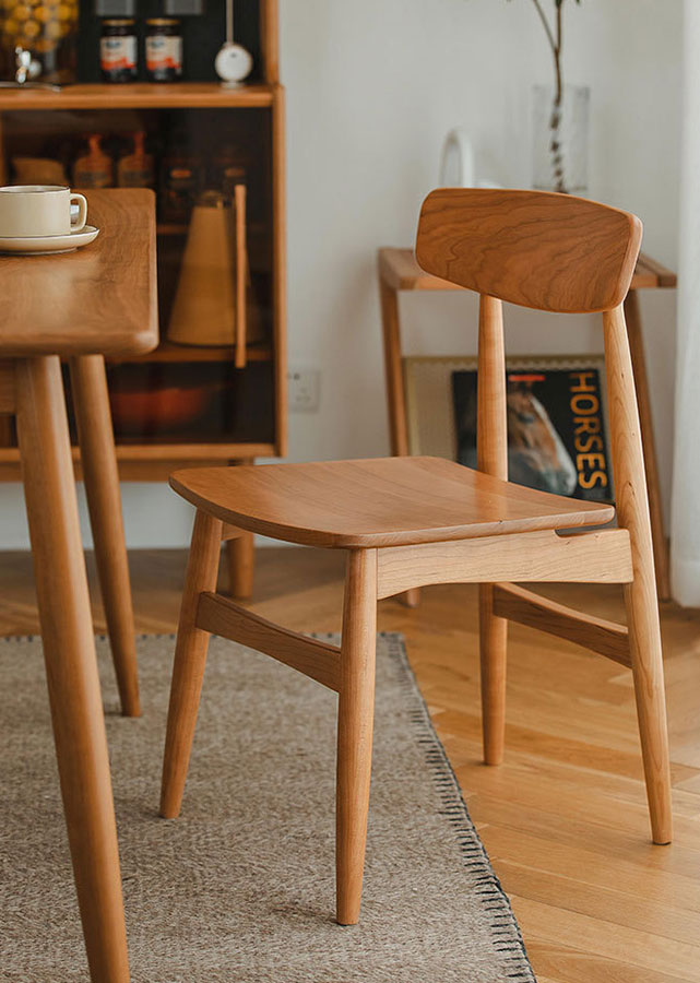 Tavi Dining Chair