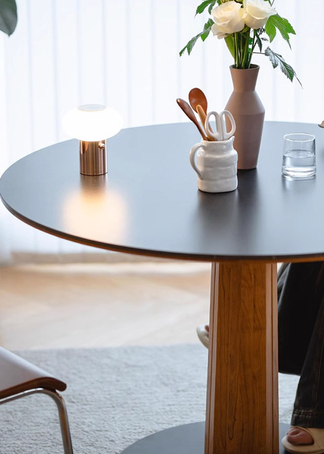 Elso Table with Sintered Stone Top