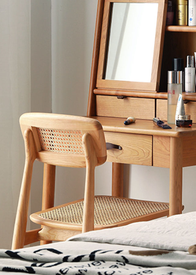 Haulé Chair with Backrest