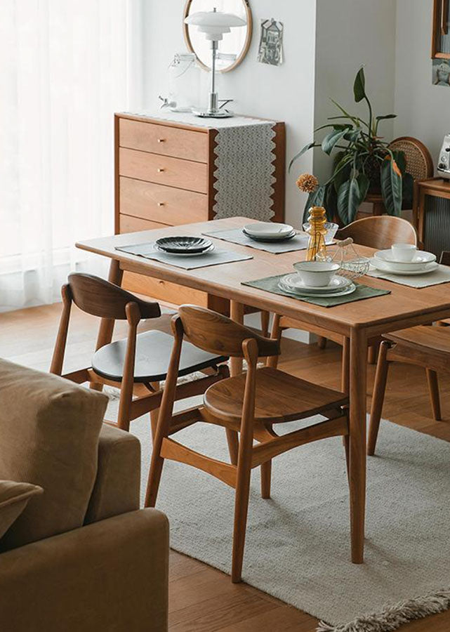 Elin Chair