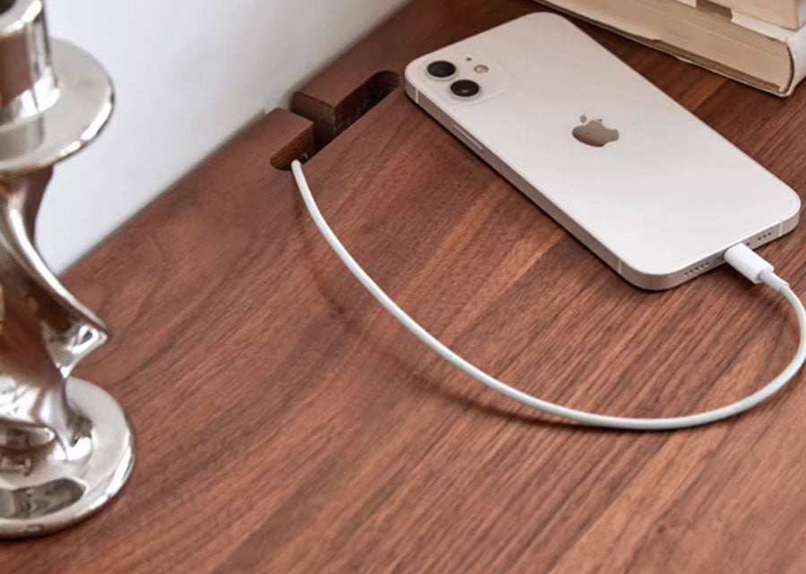 Laro Table