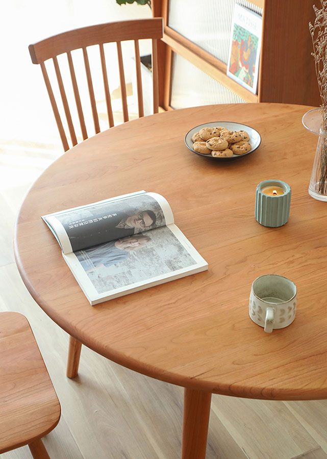 Classic Round Solid Wood Table