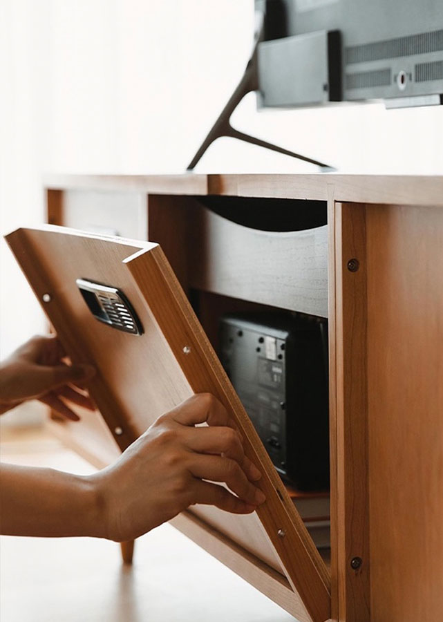 Kentro TV Console