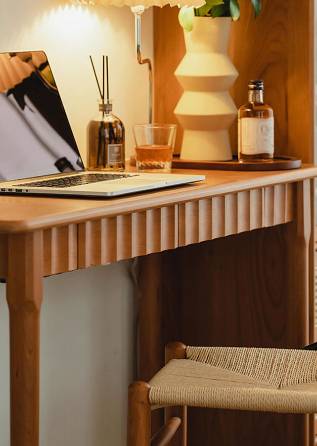 Lano Compact Table