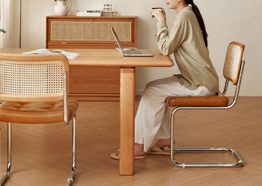 Navo Table