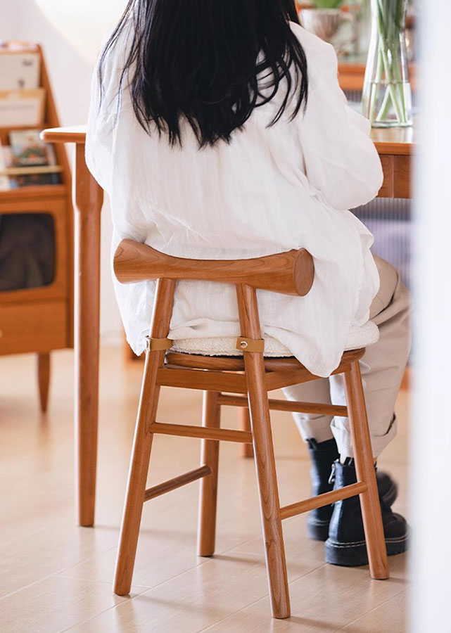 Lumi Dresser Stool