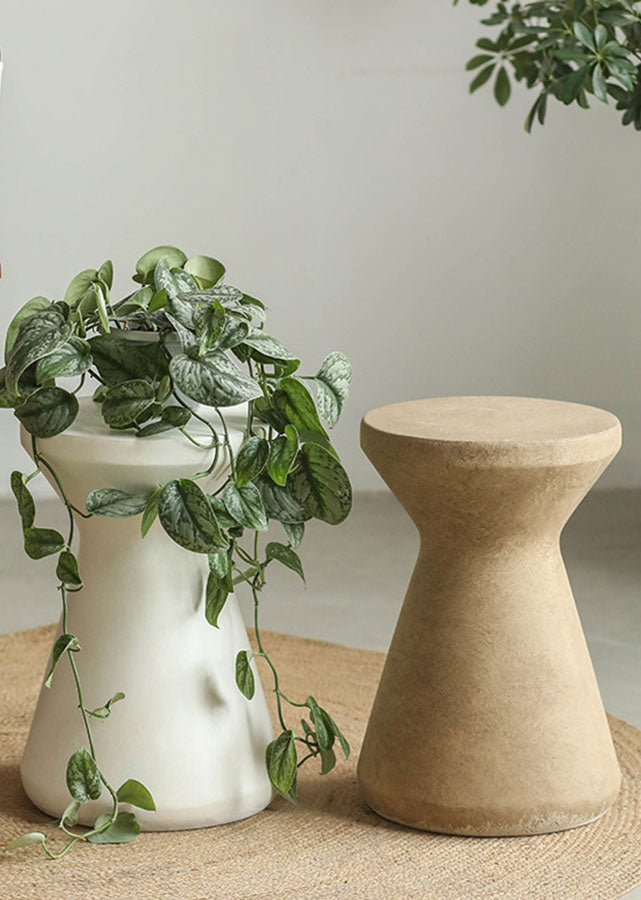 Orra Clay Pedestal