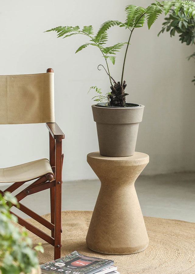 Orra Clay Pedestal