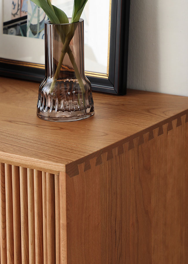 Liso Sideboard  