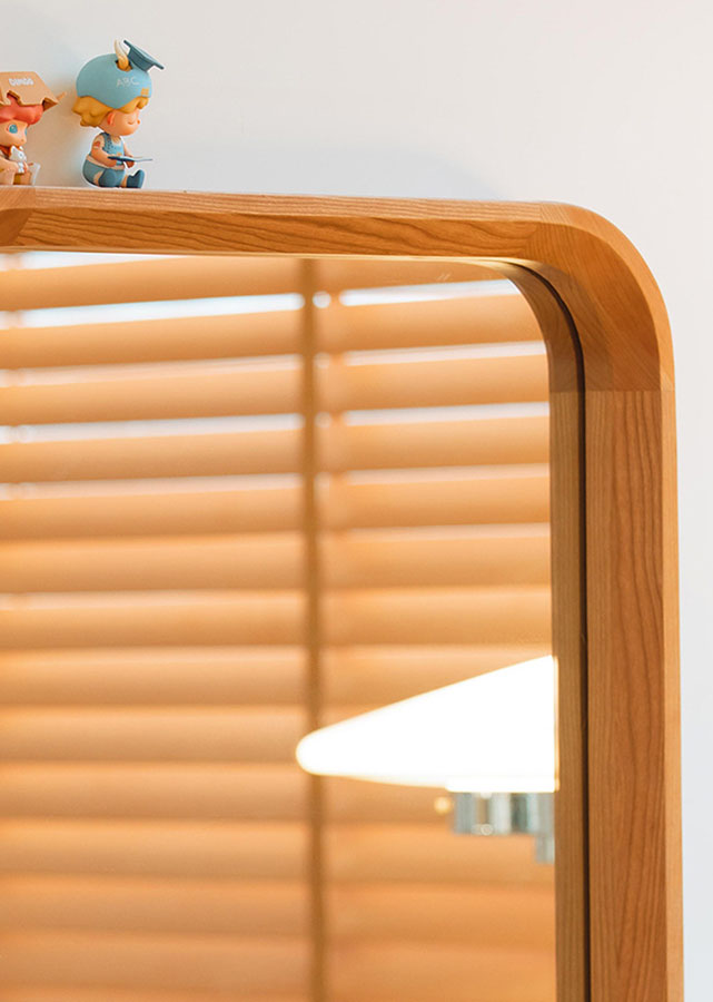 Classic Rounded Solid Wood Mirror