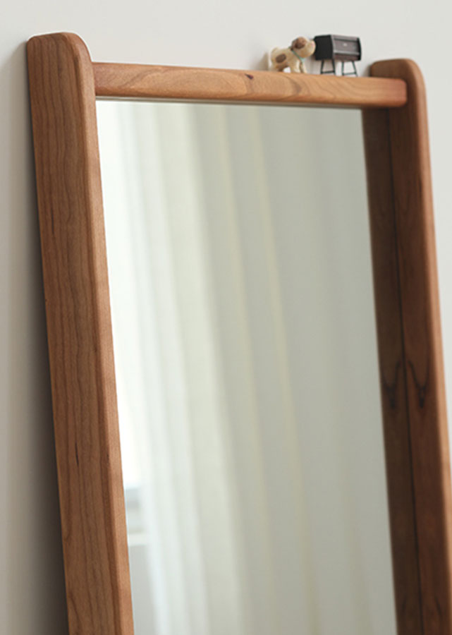 Arca Solid Wood Standing Mirror