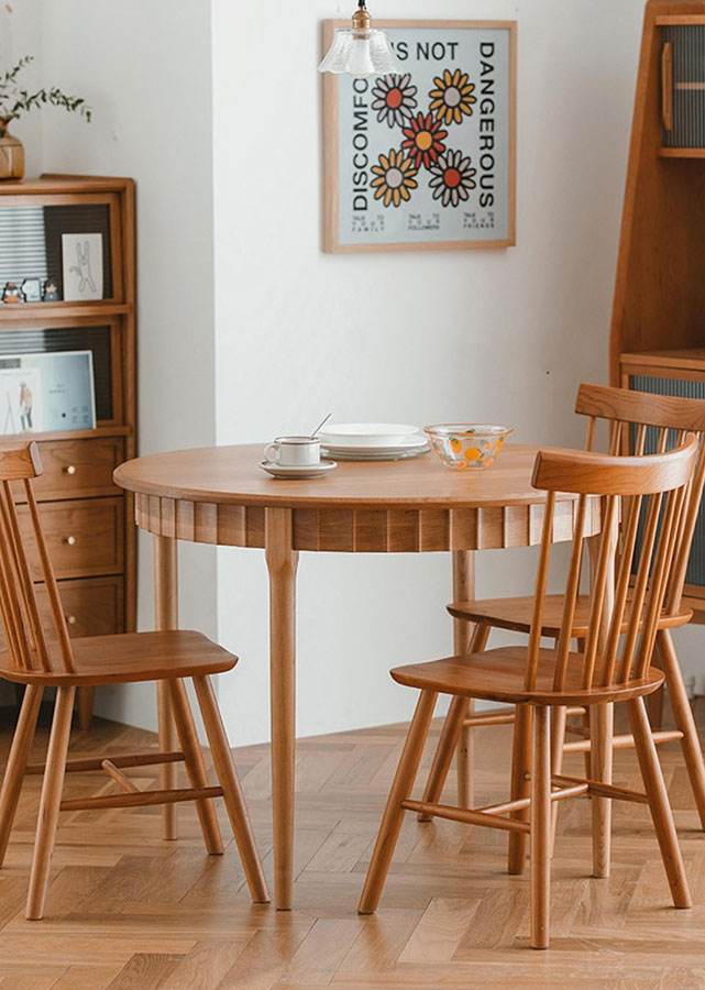 Cavo Round Table