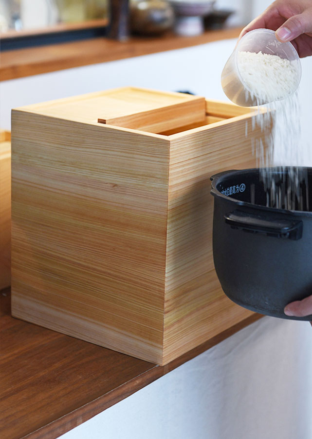 Hinoki Rice Keeper