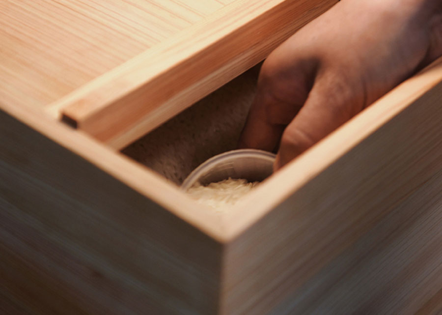Hinoki Rice Keeper