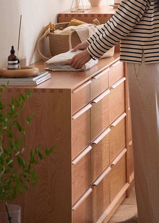 Anne Solid Wood Drawer Chest