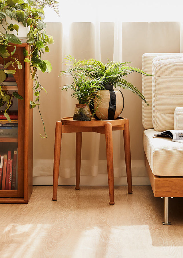 Kilo Stool (Stackable)